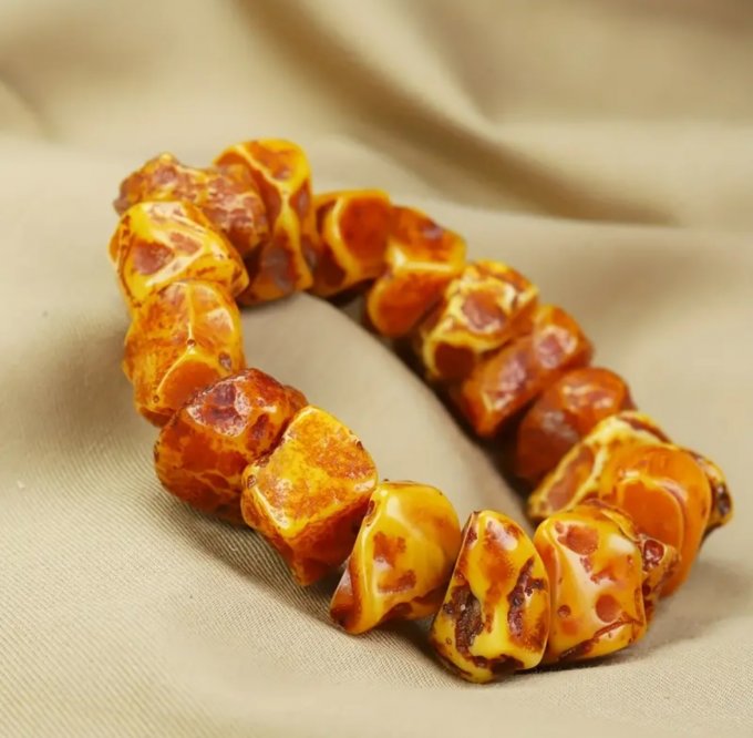 Brățară supradimensionată din ceară albine și rășină