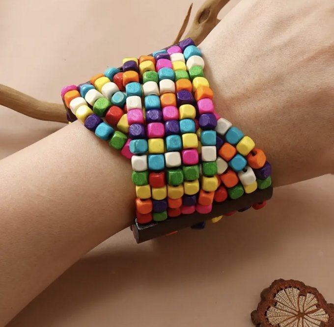 BRĂȚARĂ LEMN RĂSUCITĂ MULTICOLORĂ