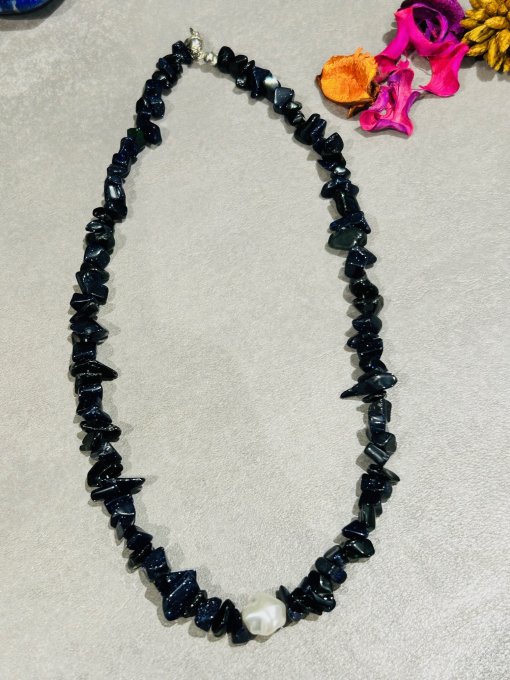 Colier chipsuri goldstone albastru