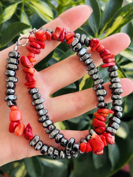 Colier Handmade coral roșu și hematit KIMBERLY