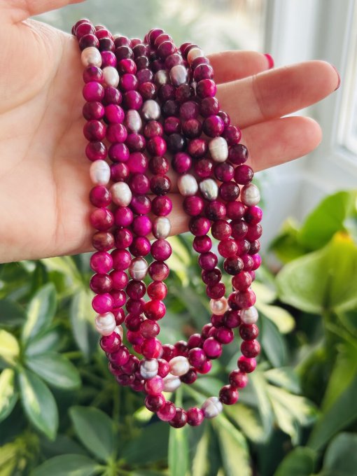 Colier Handmade Ochi de Tigru Fucsia si Perluțe Lila OLIVIA