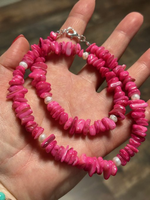Colier handmade sidef roz cu perluțe ARIS