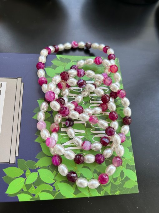 MĂRGELE AGATE FUCHSIA STRIPED 